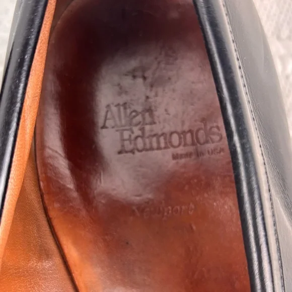 Allen Edmonds Newport Black Leather Tassel Kiltie Slip On Loafer Shoes size 12 - Picture 6 of 9